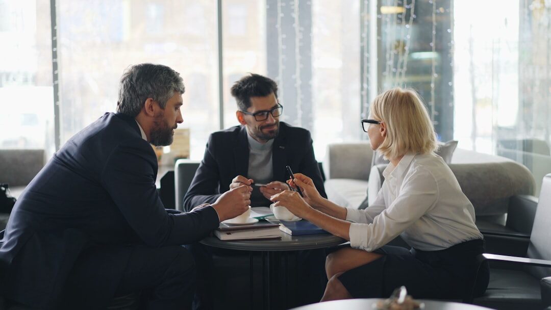 group discussion in meeting